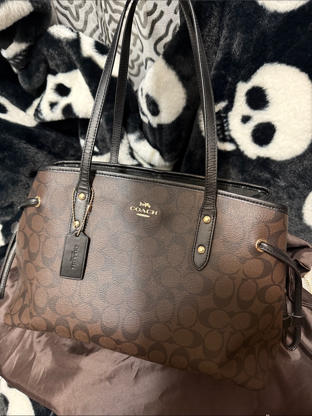 Coach Brown Signature Canvas Shoulder carry all tote